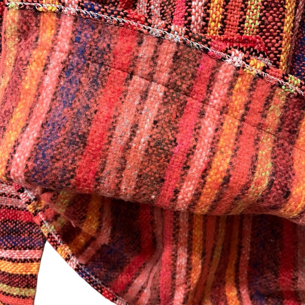 EUC Colorful Striped Baja Hoodie size Medium - Picture 8 of 8